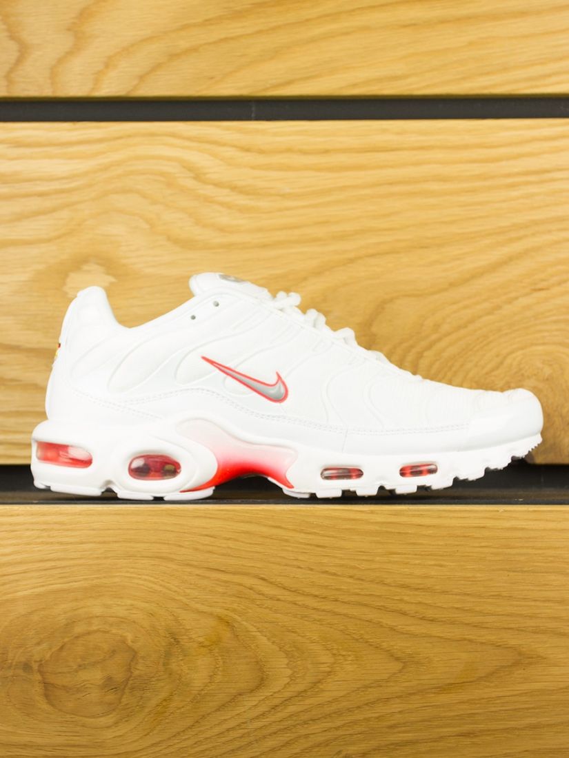 air max plus white and grey