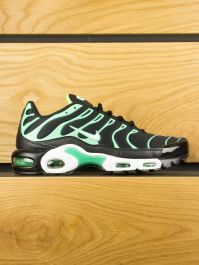 tns green and black